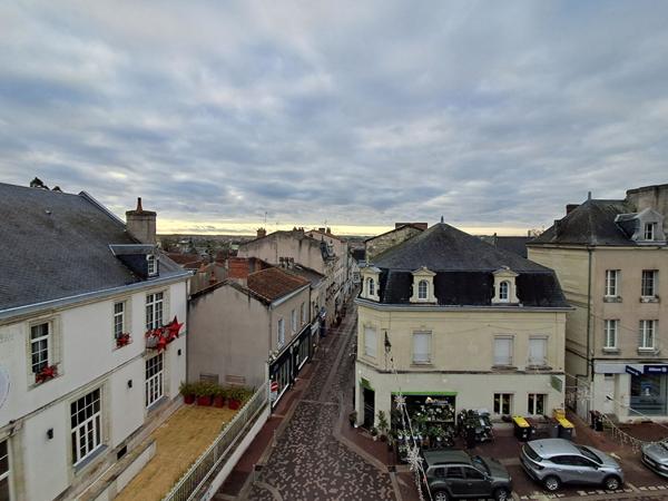 86200 LOUDUN Studio Loudun