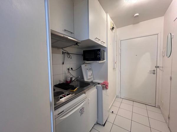 Appartement Montrouge 1 pièce(s) 18.77 m2