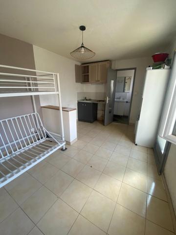 Maison studio de 17m2, Niort, secteur hopital.