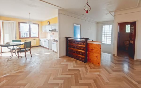 Maison à vendre    6 pièces • 154 m2 Manosque