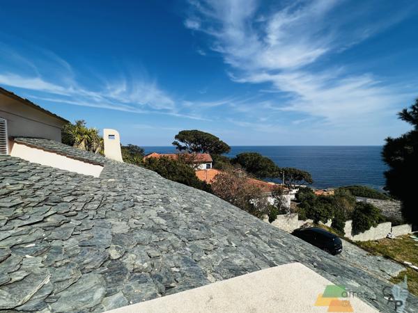 Santa-Maria-di-Lota (20200) Villa de standing T5 magnifique vue mer - jardin et piscine à Miomo