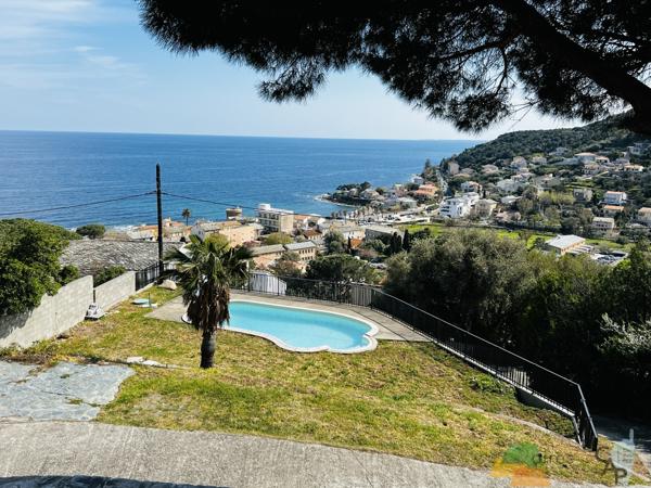 Santa-Maria-di-Lota (20200) Villa de standing T5 magnifique vue mer - jardin et piscine à Miomo