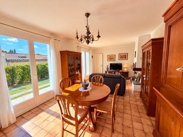 Maison
         6 pièces
        - 122 m² Exclusivité 380 000 €*