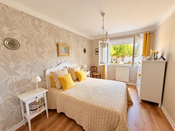 Maison
         6 pièces
        - 122 m² Exclusivité 380 000 €*