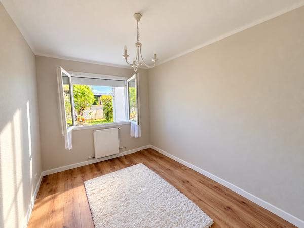 Maison
         6 pièces
        - 122 m² Exclusivité 380 000 €*