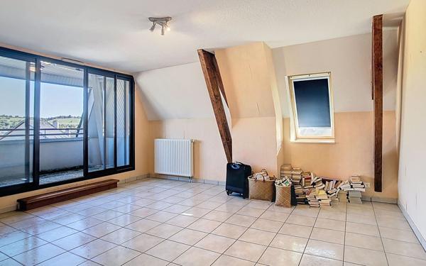 Appartement à louer    4 pièces • 71,40 m2 Arpajon-sur-Cère