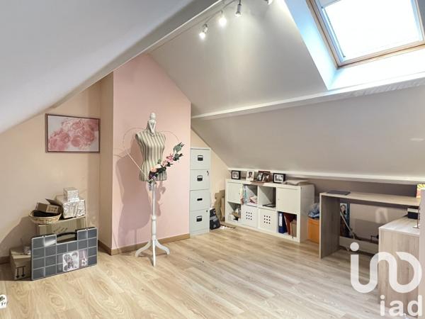 Maison à vendre 8 pièces 176 m² Sainte-Geneviève