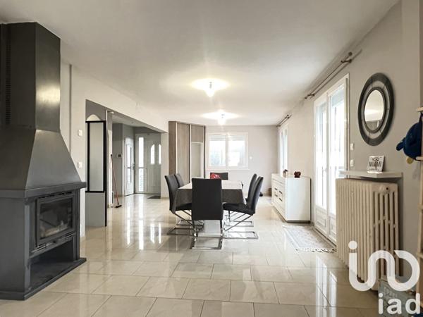 Maison à vendre 8 pièces 176 m² Sainte-Geneviève