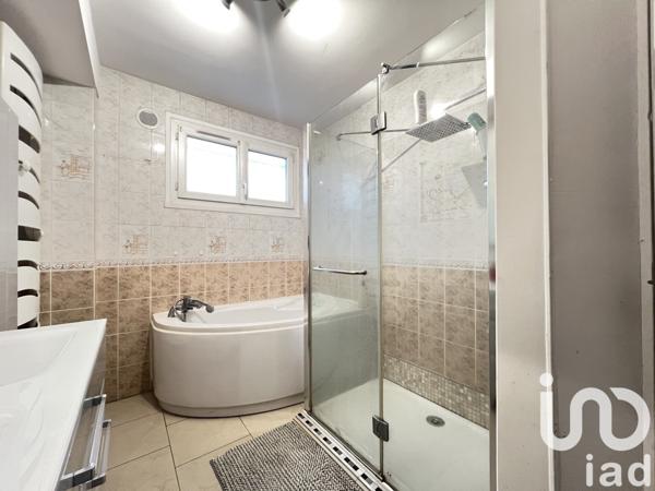 Maison à vendre 8 pièces 176 m² Sainte-Geneviève