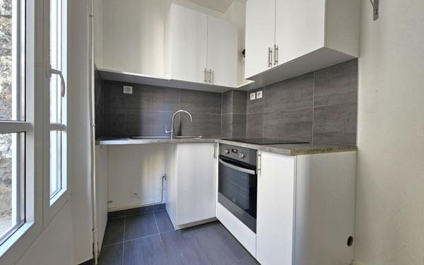 Appartement à louer    3 pièces • 41,63 m2 Vanves