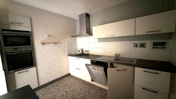 Maison à LOUDEAC, 22600 - 5 pièces 190m²