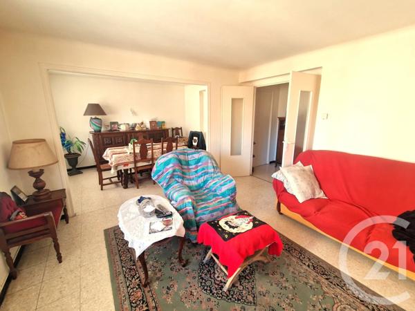 Appartement T5 à vendre  5 pièces - 88,75 m 2   LUNEL  - 34