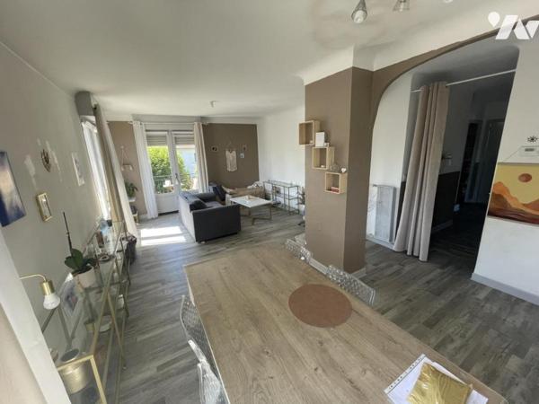 À vendre – Pavillon divisé en deux logements indépendants