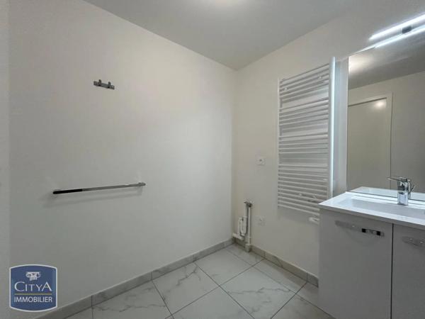 Appartement à louer 3 pièces 61.7m²