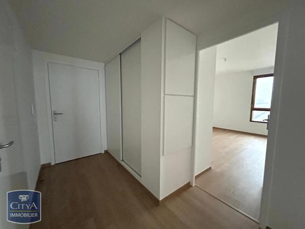 Appartement à louer 3 pièces 61.7m²
