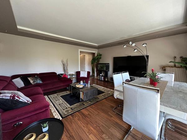 Proche Métro 11 - Appartement 4 pièces