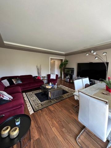 Proche Métro 11 - Appartement 4 pièces