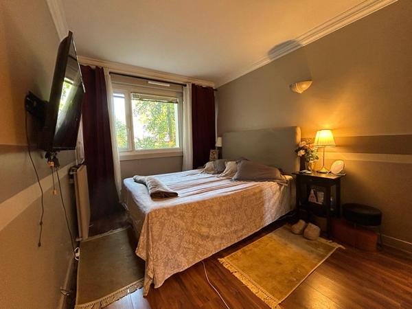 Proche Métro 11 - Appartement 4 pièces