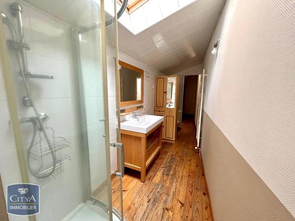 Appartement à louer 3 pièces 87.31m² Bourg-en-Bresse (01000)