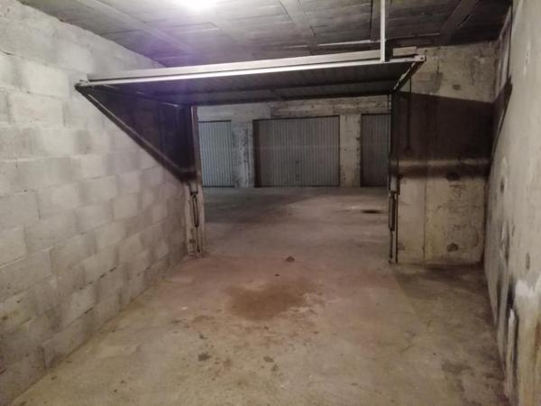 Garage sécurisé à louer secteur hôpital