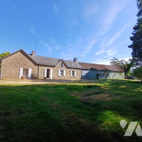 Maison en pierre - Charme et potentiel - Proche centre de Guidel