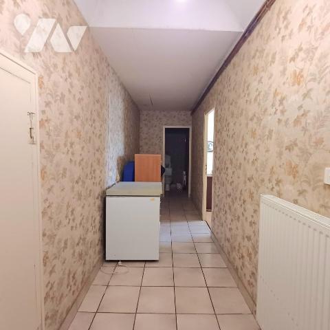 Maison en pierre - Charme et potentiel - Proche centre de Guidel