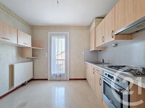 Appartement T4 à vendre  4 pièces - 80,02 m 2   MONTAUBAN  - 82