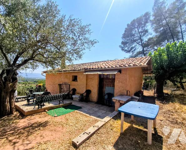 Vidauban – Ensemble immobilier sur 3 450 m² avec maison, piscine, T2 loué et studio indépendant