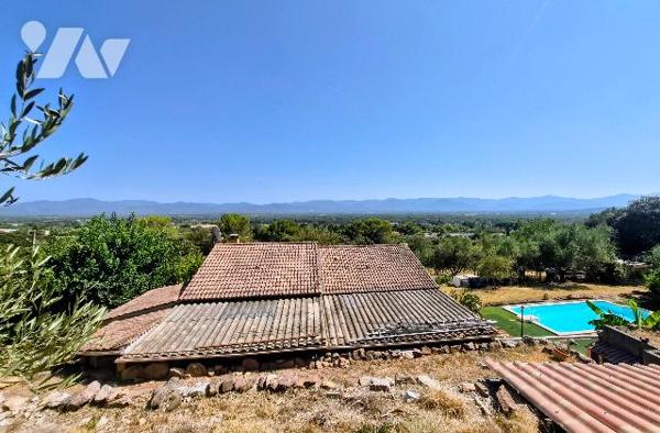 Vidauban – Ensemble immobilier sur 3 450 m² avec maison, piscine, T2 loué et studio indépendant