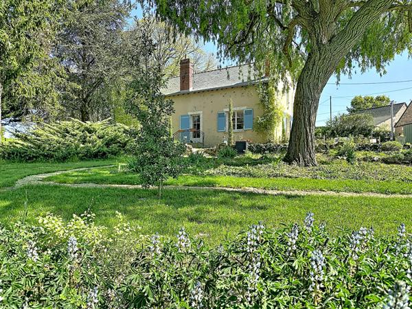 Petite pépite à Baugé en Anjou