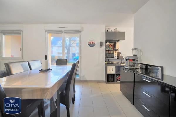 Appartement à louer 2 pièces 47.44m² Pecquencourt (59146)
