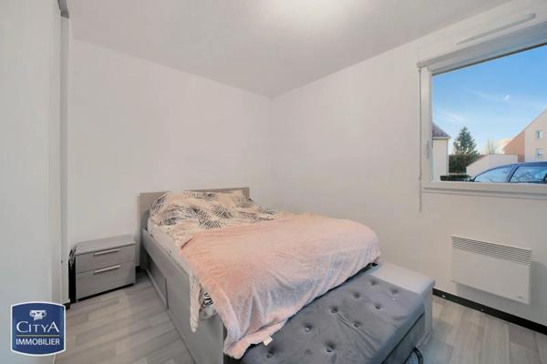 Appartement à louer 2 pièces 47.44m² Pecquencourt (59146)