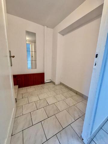 Maison à LONGUEAU  105m2, ( 3 chambres avec possibilité  d'une 4eme) , jardin , cabanon  20m2