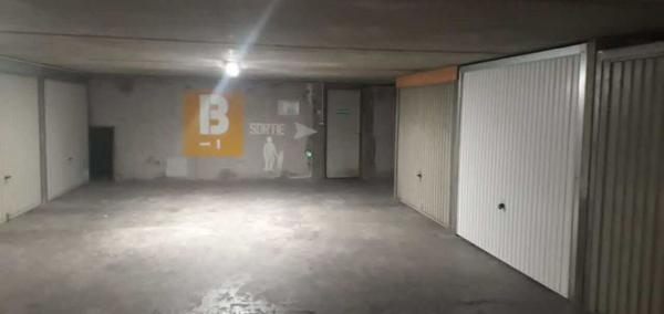 EXCLUSIVITE L'Adresse Garage fermé à vendre