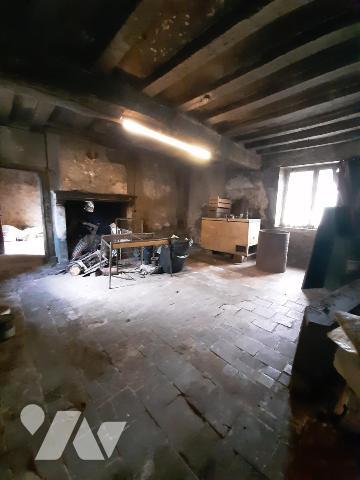 MAISON A VENDRE MEZERAY avec 02ha 67a 37ca.