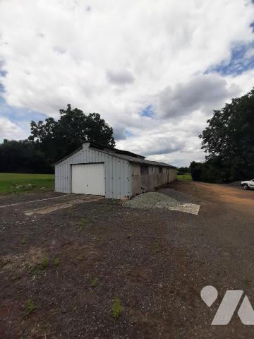 MAISON A VENDRE MEZERAY avec 02ha 67a 37ca.