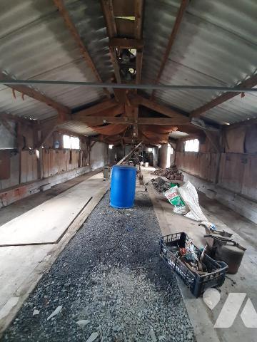 MAISON A VENDRE MEZERAY avec 02ha 67a 37ca.