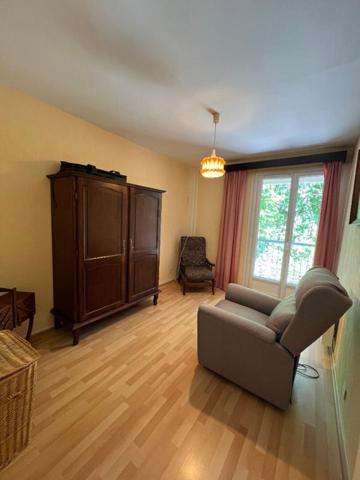 Appartement Guilherand Granges 5 pièce(s) 93 m2, garage, cave