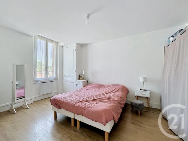 Appartement F3 à vendre  3 pièces - 57 m 2   VIENNE  - 38