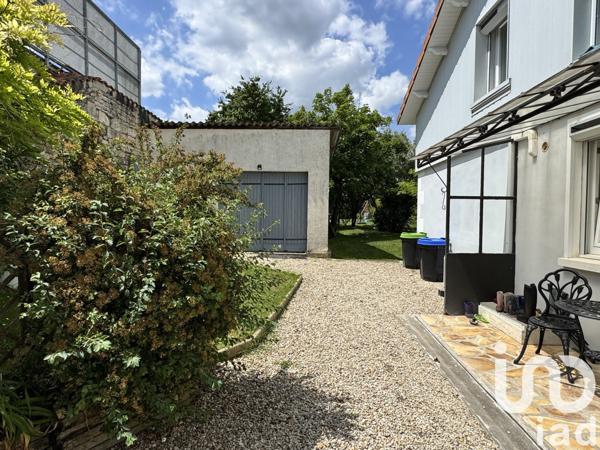 Maison à vendre 9 pièces 219 m² Rouillac