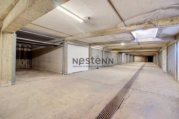 VITROLLES GARAGE EN SOUS SOL RESIDENCE LE ROCHER  de 13,43 M²