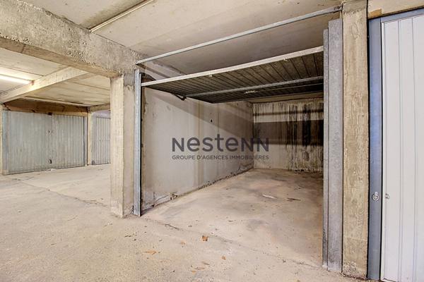 VITROLLES GARAGE EN SOUS SOL RESIDENCE LE ROCHER  de 13,43 M²