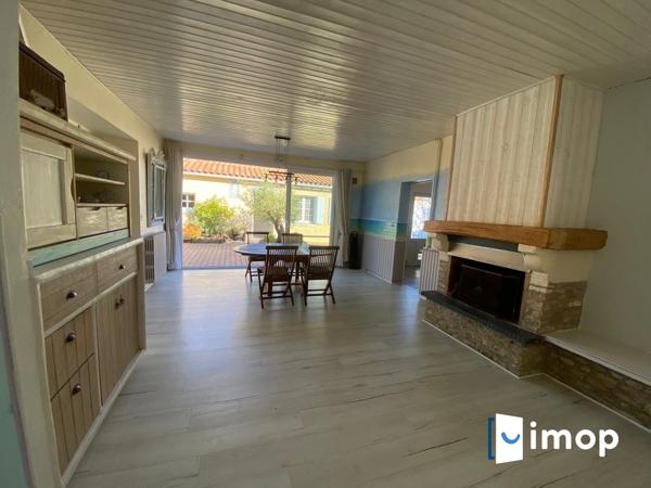 2 maisons indépendantes + 1 atelier !