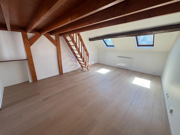 Appartement Saint Ouen L Aumone 1 pièce(s) 34 m2 139 000 € **  - Référence  11296