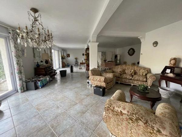 Vente Maison 5 pièces 250 m2 à Saint-Paul-de-Vence