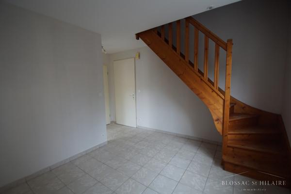 Buxerolles appartement 2 pièce(s) 37.46 avec parking