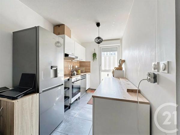 Appartement F3 à vendre  3 pièces - 67 m 2   CHASSE SUR RHONE  - 38