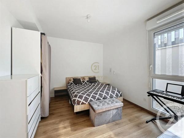 Appartement F3 à vendre  3 pièces - 67 m 2   CHASSE SUR RHONE  - 38