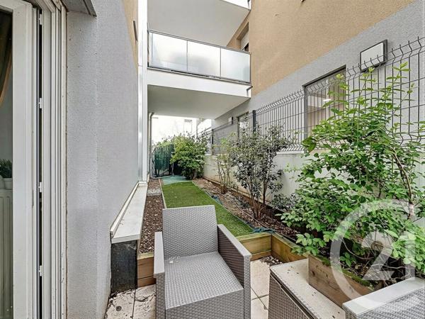 Appartement F3 à vendre  3 pièces - 67 m 2   CHASSE SUR RHONE  - 38