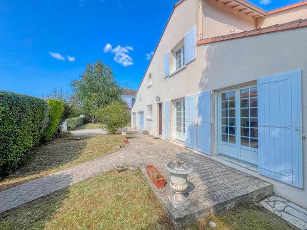 Royan - Maison familiale avec jardin, entre ville et plage Royan